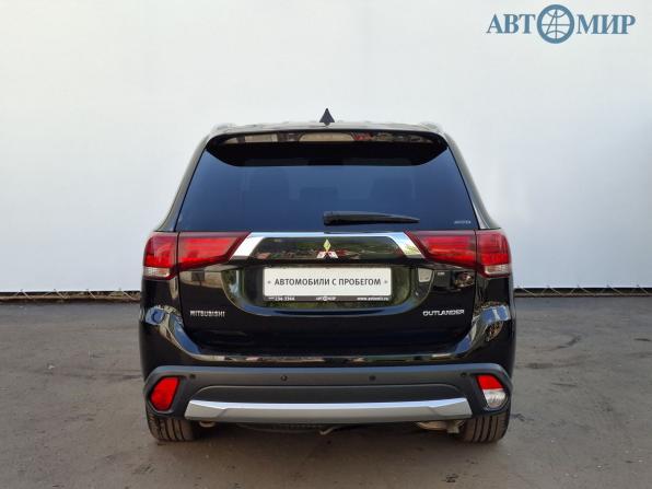 Mitsubishi Outlander III Рестайлинг 2 с пробегом 2016 года, цена 1 800 000 рублей, 181075 км, внедорожник, Автокод Объявления
