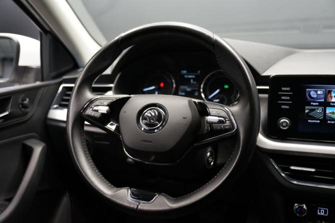 Skoda Rapid II с пробегом 2020 года, цена 1 790 000 рублей, 65330 км, лифтбек, Автокод Объявления