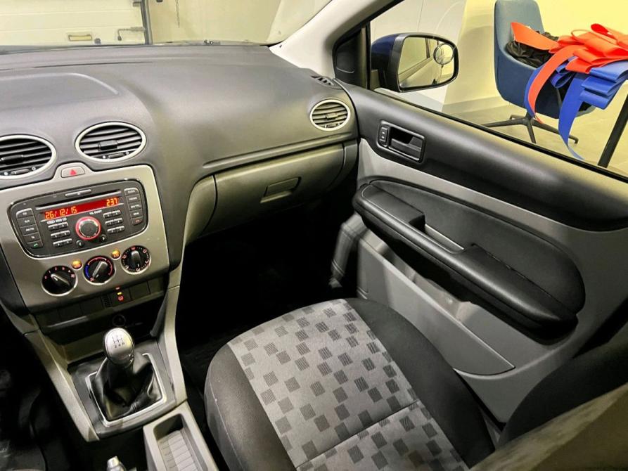 Ford Focus II Рестайлинг Новосибирск  - изображение 15