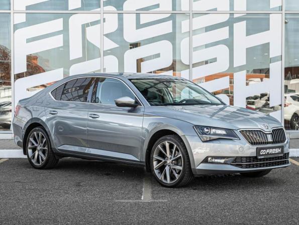 Skoda Superb III с пробегом 2018 года, цена 2 245 000 рублей, 134954 км, лифтбек, Автокод Объявления