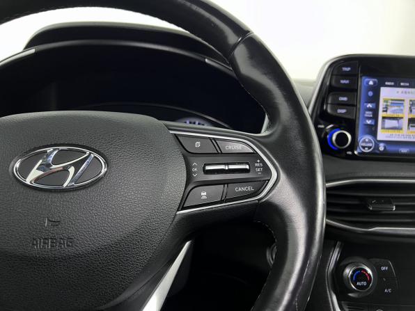 Hyundai Santa Fe IV с пробегом 2018 года, цена 2 650 000 рублей, 97398 км, внедорожник, Автокод Объявления