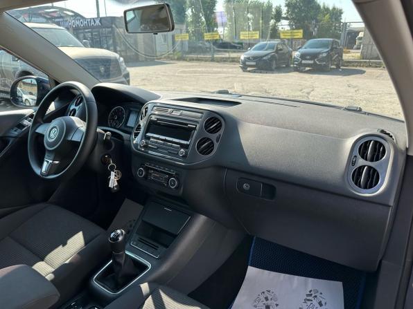 Volkswagen Tiguan I Рестайлинг с пробегом 2012 года, цена 1 360 000 рублей, 129100 км, внедорожник, Автокод Объявления