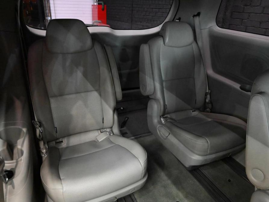 Kia Carnival III Екатеринбург  - изображение 12