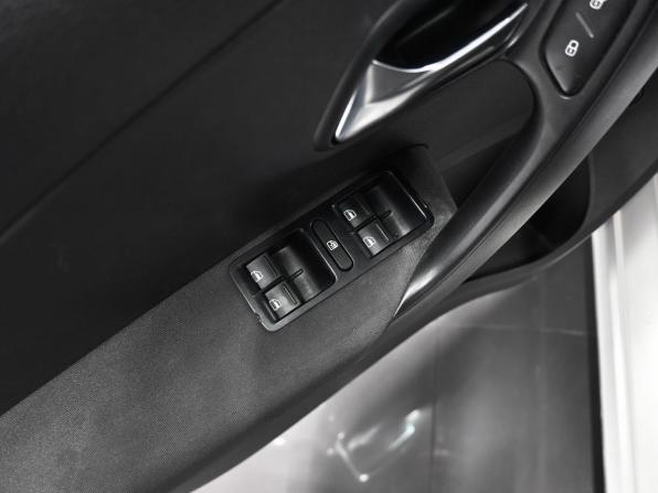 Volkswagen Polo V с пробегом 2011 года, цена 845 000 рублей, 172392 км, седан, Автокод Объявления