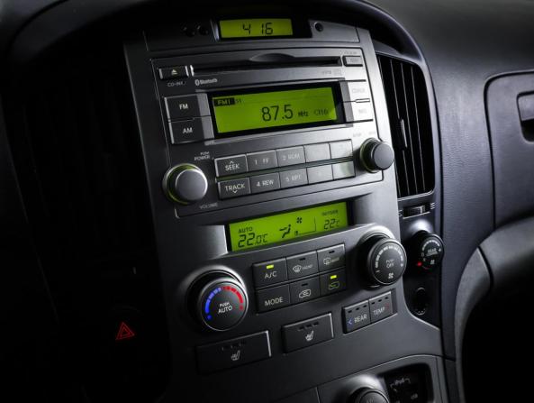 Hyundai Grand Starex I с пробегом 2014 года, цена 2 439 000 рублей, 144600 км, минивэн, Автокод Объявления