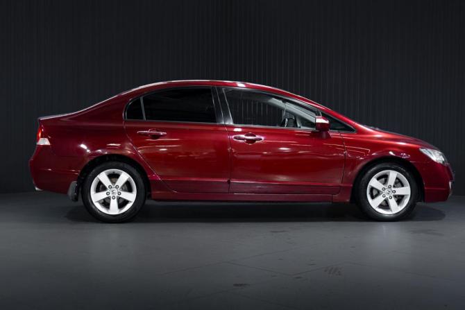 Honda Civic VIII с пробегом 2006 года, цена 650 000 рублей, 327552 км, седан, Автокод Объявления