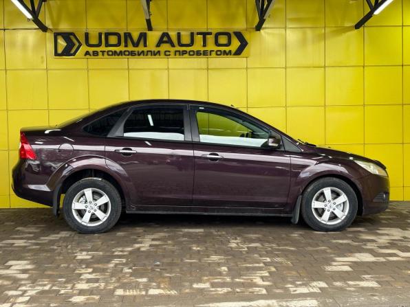 Ford Focus II Рестайлинг с пробегом 2010 года, цена 525 000 рублей, 180000 км, седан, Автокод Объявления