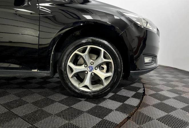 Ford Focus III Рестайлинг с пробегом 2017 года, цена 945 000 рублей, 133200 км, хэтчбек, Автокод Объявления