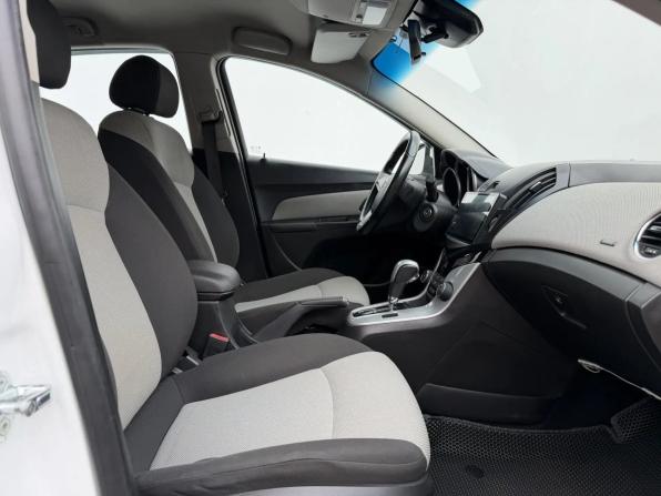 Chevrolet Cruze I Рестайлинг с пробегом 2014 года, цена 850 000 рублей, 140121 км, хэтчбек, Автокод Объявления