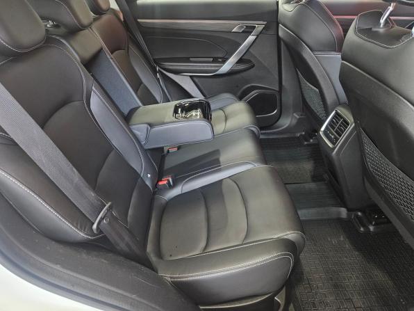 Geely Atlas Pro с пробегом 2022 года, цена 2 035 000 рублей, 50681 км, внедорожник, Автокод Объявления