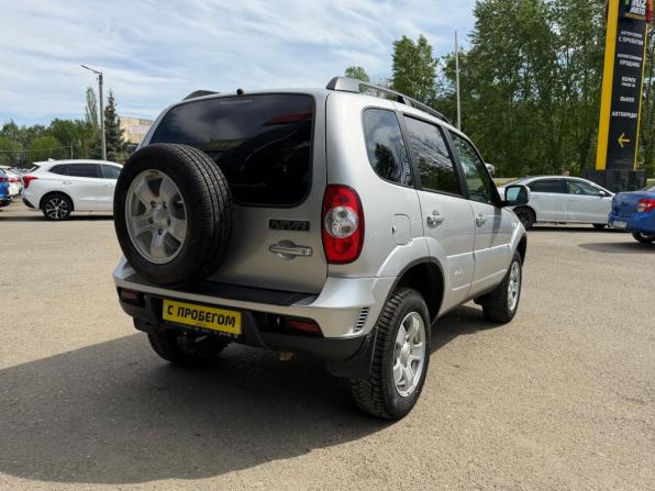 Chevrolet Niva I Рестайлинг с пробегом 2012 года, цена 520 000 рублей, 130000 км, внедорожник, Автокод Объявления