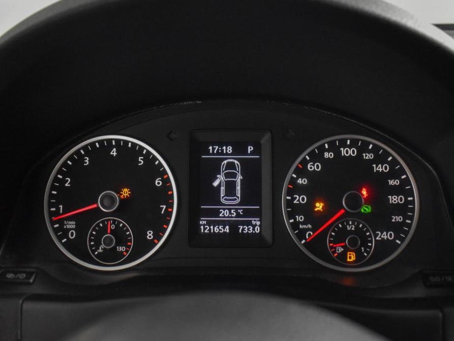 Volkswagen Tiguan I Рестайлинг Санкт-Петербург  - изображение 19