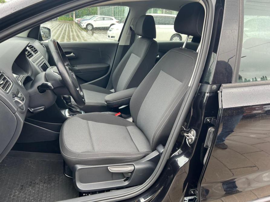 Volkswagen Polo V Рестайлинг Стерлитамак  - изображение 13