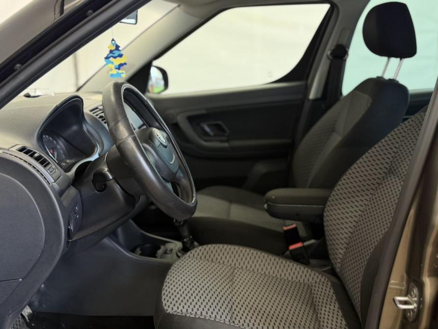 Skoda Roomster I Рестайлинг Псков  - изображение 9