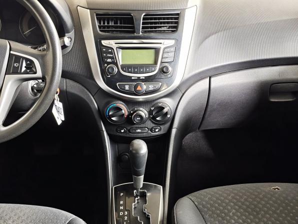 Hyundai Solaris I с пробегом 2011 года, цена 543 000 рублей, 267791 км, хэтчбек, Автокод Объявления