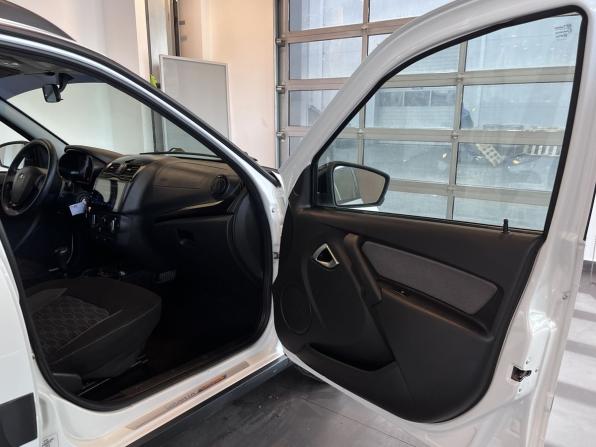 Lada (ВАЗ) Granta I Рестайлинг с пробегом 2023 года, цена 1 023 000 рублей, 29460 км, универсал, Автокод Объявления