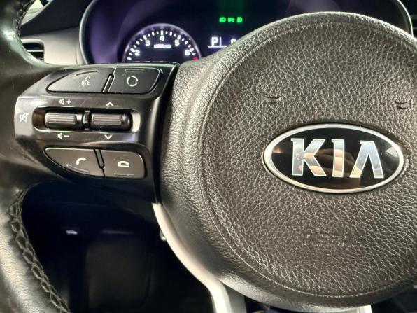Kia Rio IV с пробегом 2018 года, цена 1 200 000 рублей, 180602 км, хэтчбек, Автокод Объявления