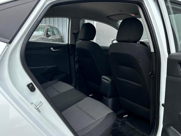 Hyundai Solaris II с пробегом 2020 года, цена 1 247 800 рублей, 92228 км, седан, Автокод Объявления