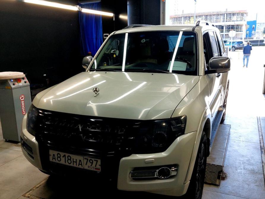 Mitsubishi Pajero IV Рестайлинг 2 Москва  - изображение 1