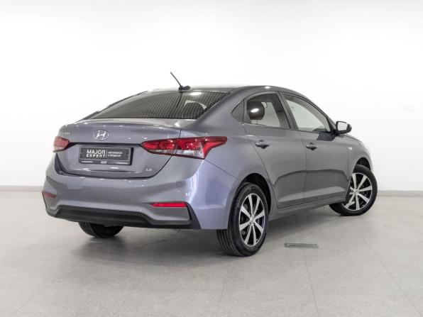 Hyundai Solaris II с пробегом 2019 года, цена 1 370 000 рублей, 89075 км, седан, Автокод Объявления