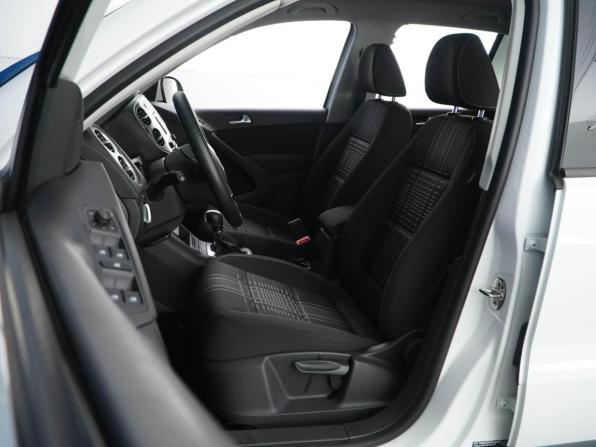 Volkswagen Tiguan I Рестайлинг с пробегом 2016 года, цена 1 697 077 рублей, 151394 км, внедорожник, Автокод Объявления