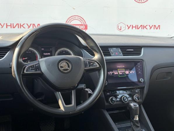 Skoda Octavia III (A7) Рестайлинг с пробегом 2019 года, цена 1 629 000 рублей, 264776 км, лифтбек, Автокод Объявления