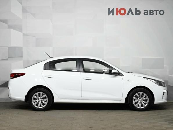 Kia Rio IV с пробегом 2018 года, цена 1 440 000 рублей, 90008 км, седан, Автокод Объявления