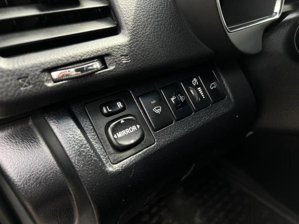Toyota Highlander II (XU40) Рестайлинг с пробегом 2012 года, цена 2 100 000 рублей, 210200 км, внедорожник, Автокод Объявления