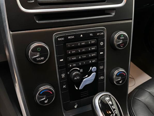 Volvo S60 II Рестайлинг с пробегом 2014 года, цена 1 200 000 рублей, 234951 км, седан, Автокод Объявления