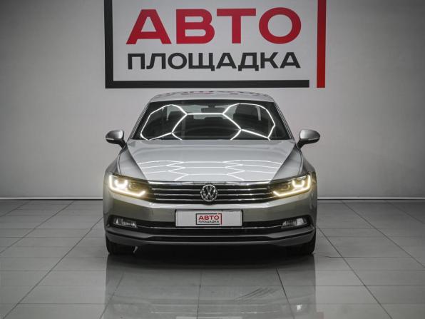 Volkswagen Passat B8 с пробегом 2016 года, цена 2 229 000 рублей, 96246 км, седан, Автокод Объявления