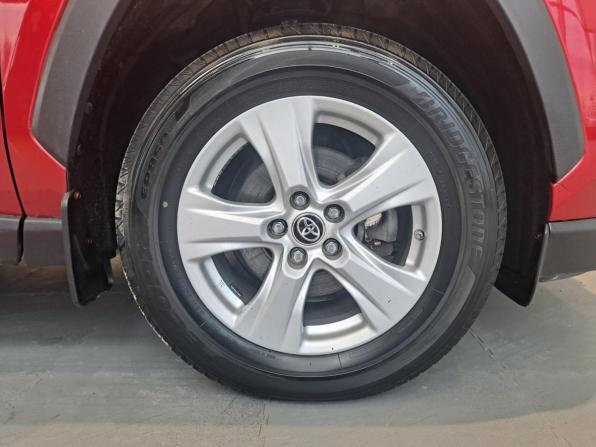 Toyota RAV4 V (XA50) с пробегом 2021 года, цена 2 649 000 рублей, 112318 км, внедорожник, Автокод Объявления