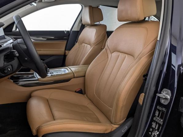 BMW 7 серии VI (G11/G12) с пробегом 2016 года, цена 3 185 000 рублей, 170782 км, седан, Автокод Объявления