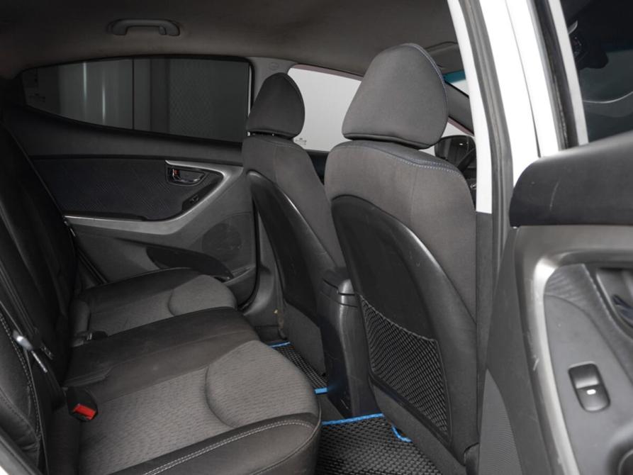 Hyundai Elantra V (MD) Казань  - изображение 8