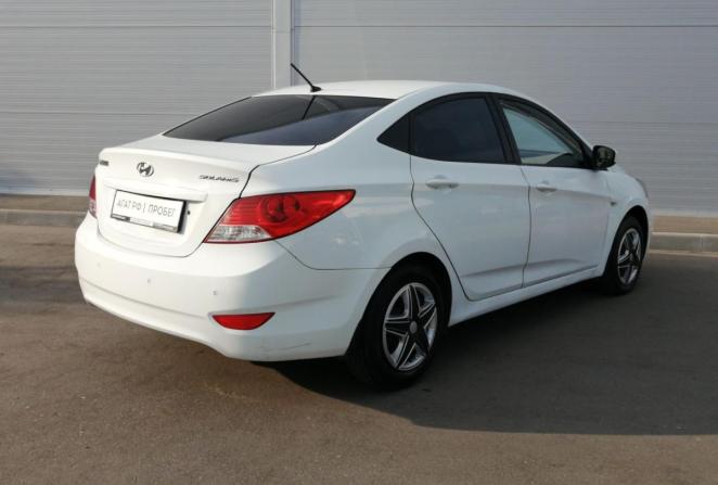 Hyundai Solaris I с пробегом 2012 года, цена 570 000 рублей, 240348 км, седан, Автокод Объявления