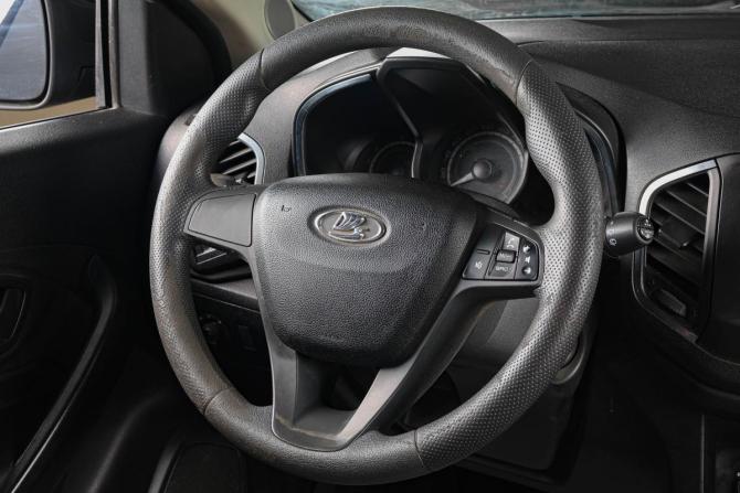 Lada (ВАЗ) XRAY I с пробегом 2017 года, цена 839 000 рублей, 76000 км, хэтчбек, Автокод Объявления