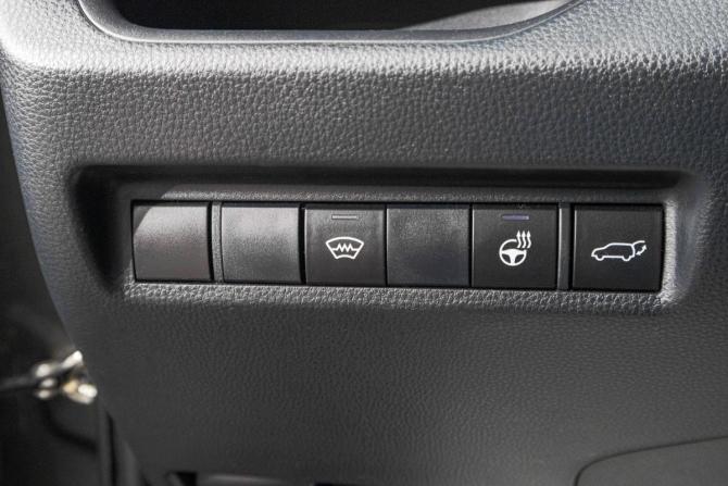 Toyota RAV4 V (XA50) с пробегом 2021 года, цена 3 609 000 рублей, 87500 км, внедорожник, Автокод Объявления