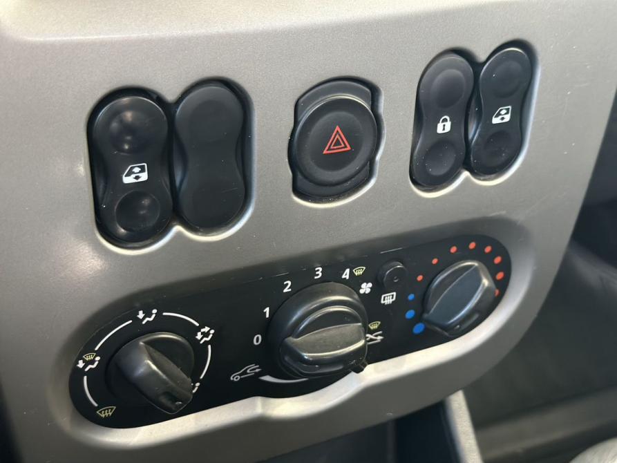 Renault Sandero I Саратов  - изображение 18