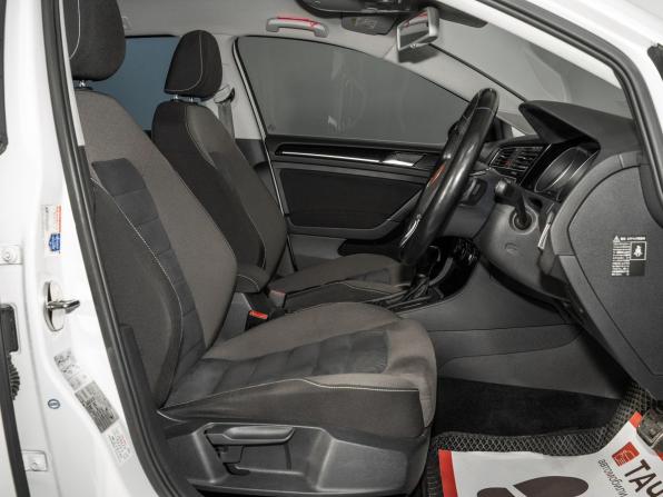 Volkswagen Golf VII с пробегом 2014 года, цена 1 350 000 рублей, 97829 км, универсал, Автокод Объявления