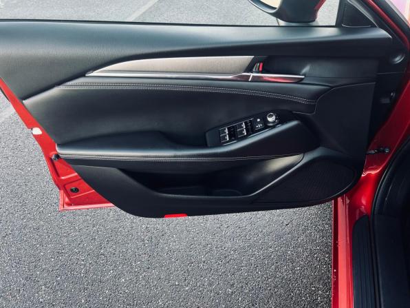 Mazda 6 III (GJ) Рестайлинг 2 с пробегом 2019 года, цена 2 350 000 рублей, 58009 км, седан, Автокод Объявления