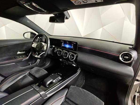 Mercedes-Benz A-Класс IV (W177) с пробегом 2020 года, цена 2 395 000 рублей, 93125 км, хэтчбек, Автокод Объявления