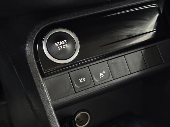 Renault Kaptur I Рестайлинг с пробегом 2021 года, цена 1 685 000 рублей, 113540 км, внедорожник, Автокод Объявления