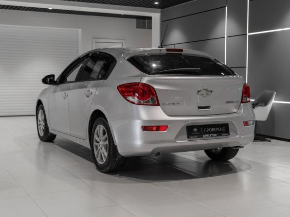 Chevrolet Cruze I Рестайлинг с пробегом 2012 года, цена 645 000 рублей, 172023 км, хэтчбек, Автокод Объявления