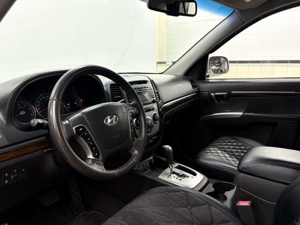 Hyundai Santa Fe II Рестайлинг с пробегом 2011 года, цена 1 349 900 рублей, 206666 км, внедорожник, Автокод Объявления