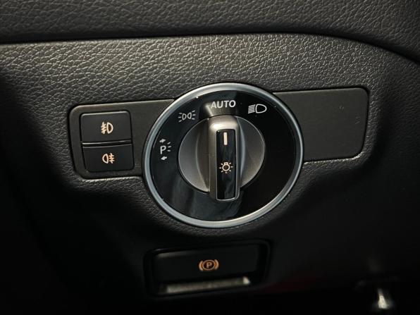 Mercedes-Benz GLA I (X156) Рестайлинг с пробегом 2019 года, цена 2 968 000 рублей, 14554 км, внедорожник, Автокод Объявления