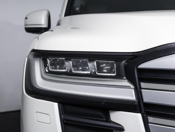 Toyota Land Cruiser 300 Series с пробегом 2021 года, цена 8 898 000 рублей, 109143 км, внедорожник, Автокод Объявления