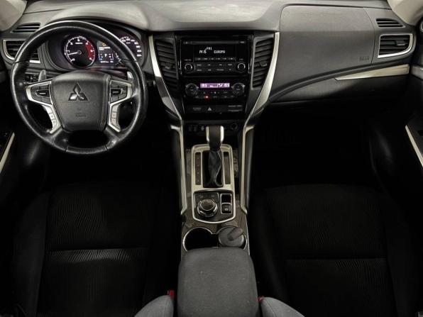 Mitsubishi Pajero Sport III с пробегом 2018 года, цена 2 699 000 рублей, 160000 км, внедорожник, Автокод Объявления