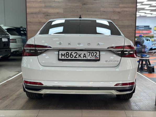Skoda Superb III Рестайлинг с пробегом 2024 года, цена 3 620 000 рублей, 38400 км, лифтбек, Автокод Объявления