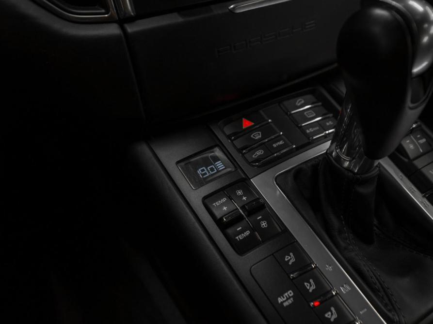 Porsche Macan I Москва  - изображение 21