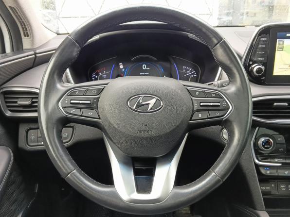 Hyundai Santa Fe IV с пробегом 2018 года, цена 3 049 000 рублей, 140890 км, внедорожник, Автокод Объявления
