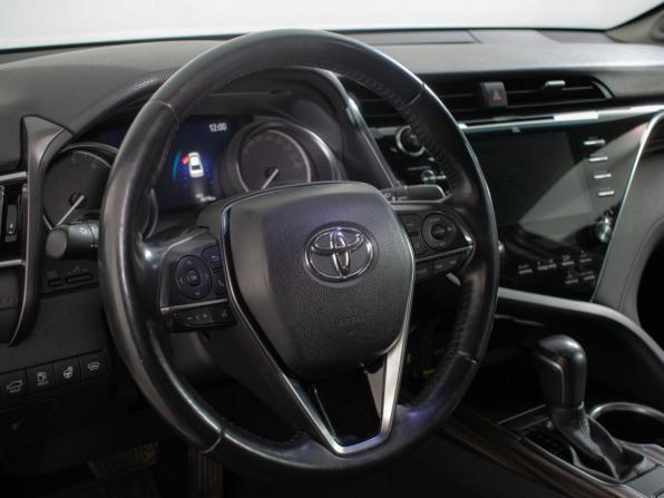 Toyota Camry VIII (XV70) с пробегом 2021 года, цена 2 650 000 рублей, 96559 км, седан, Автокод Объявления
